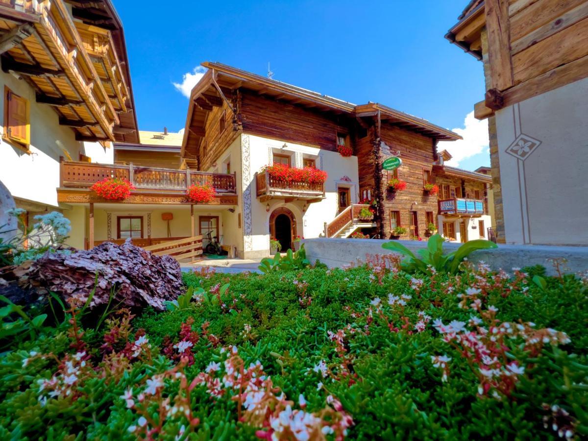 Garni Francescato Hotell Livigno Eksteriør bilde