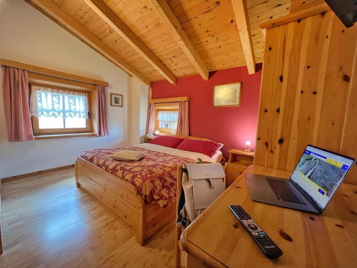 Garni Francescato Hotell Livigno Eksteriør bilde