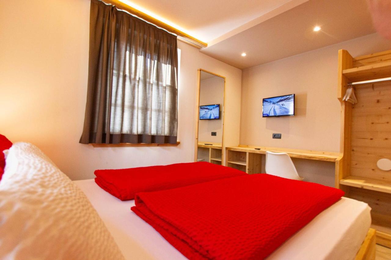 Garni Francescato Hotell Livigno Eksteriør bilde