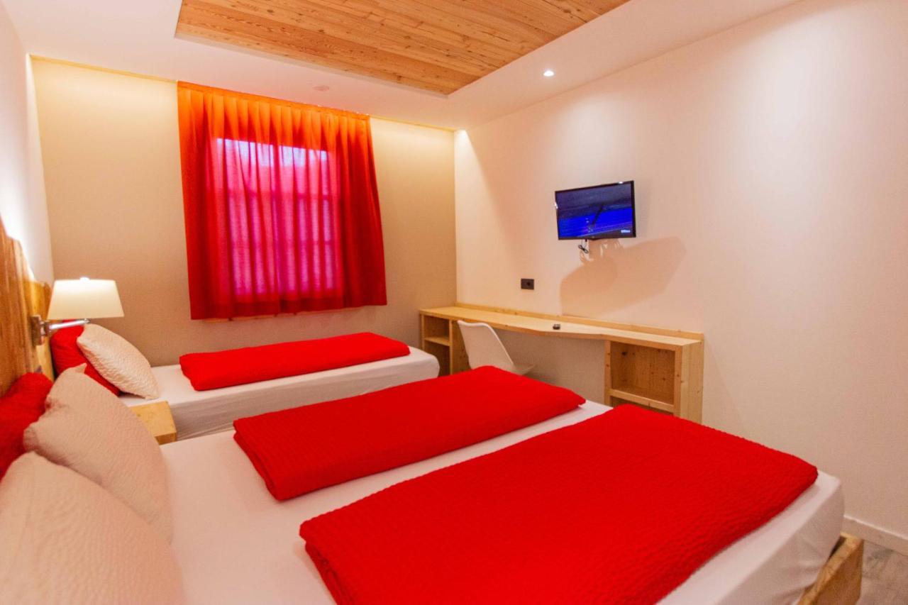 Garni Francescato Hotell Livigno Eksteriør bilde